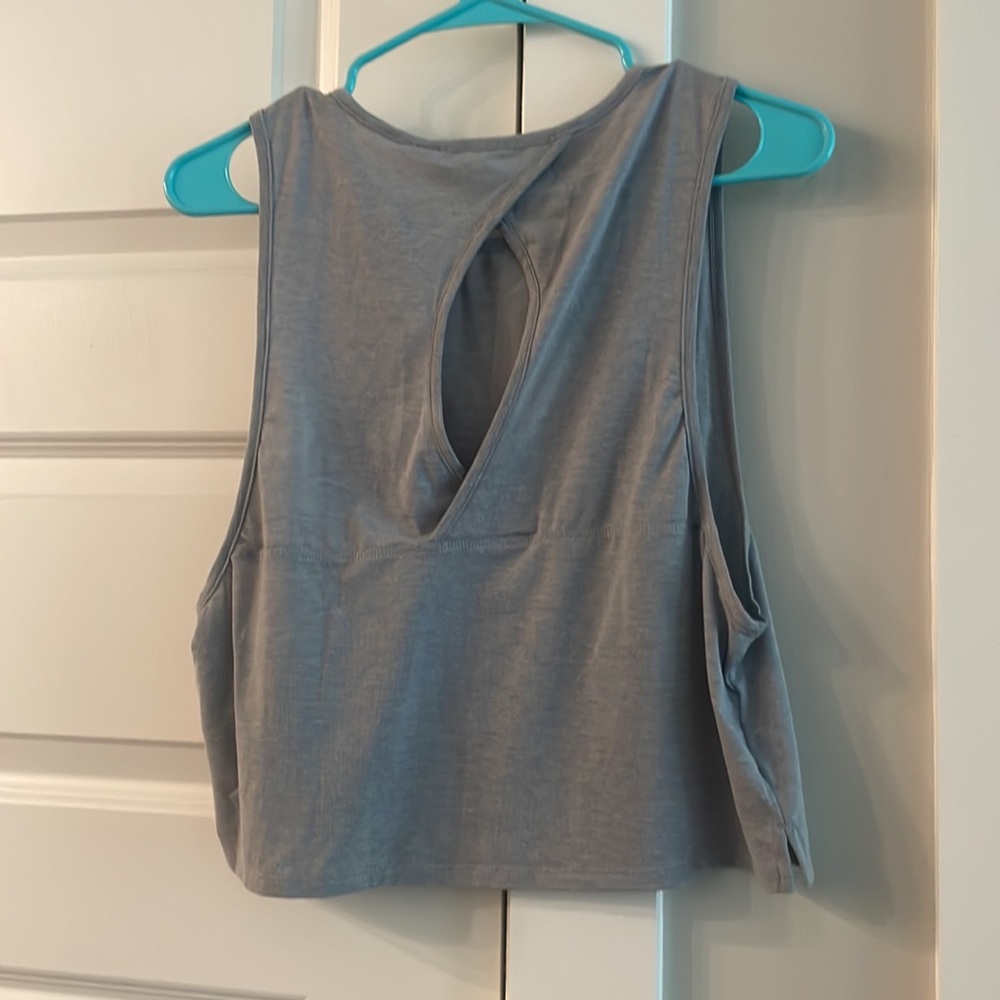 The North Face Workout Top - Picture 2 of 4
